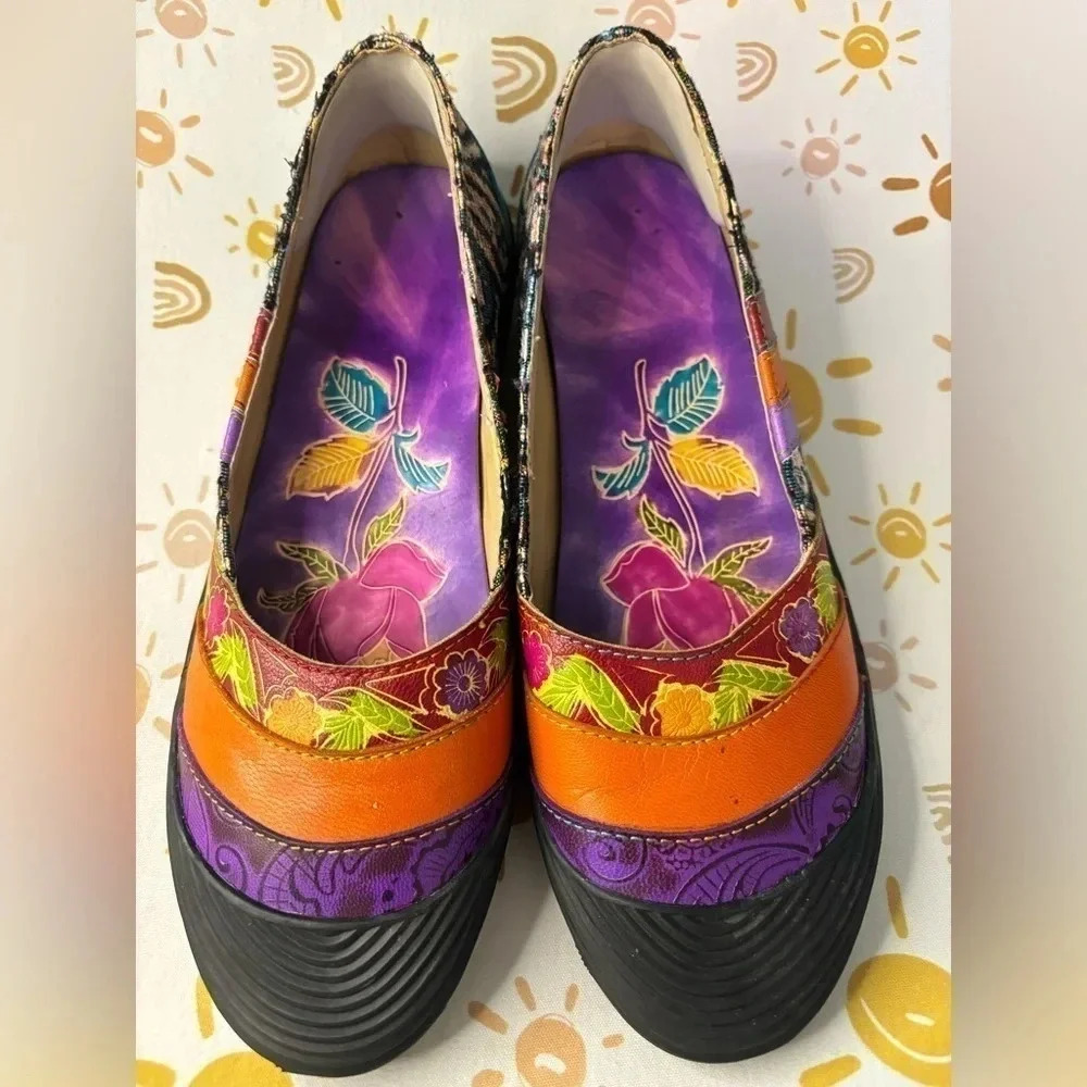 Colorful Soffia Leather and tapestry flats rubber sole size 38, worn once. (Sz 7
